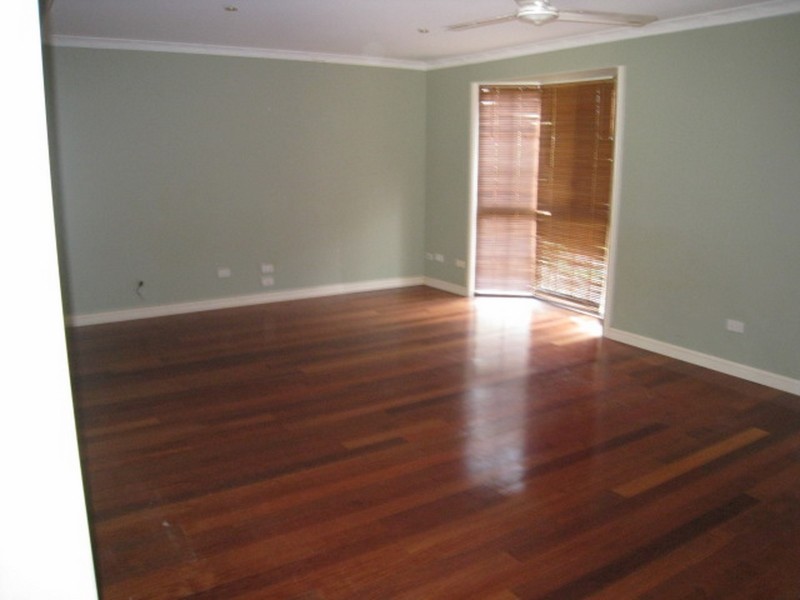 27-29 Oxley Ave, Russell Island QLD 4184