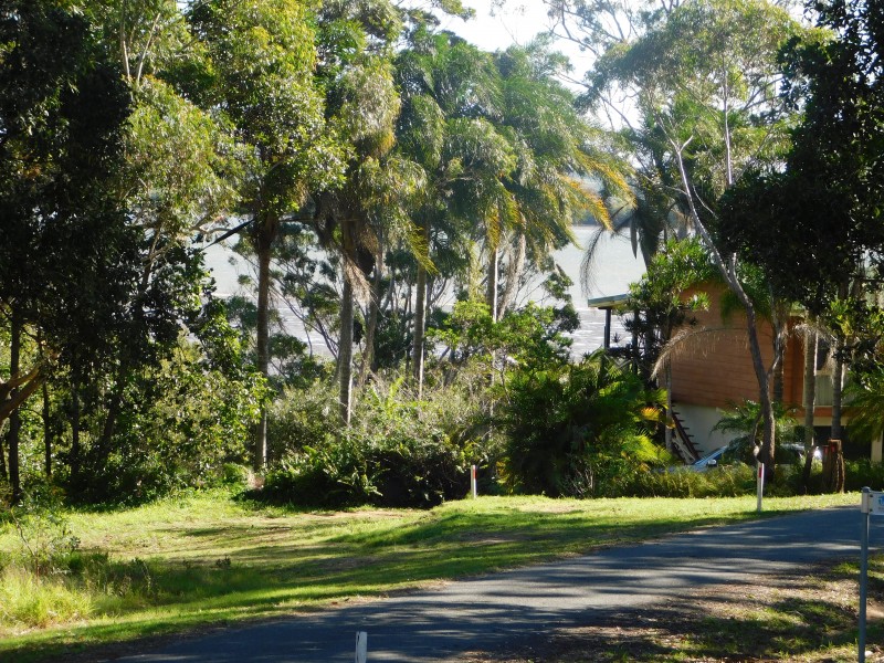 42 Ilumba St, Russell Island QLD 4184
