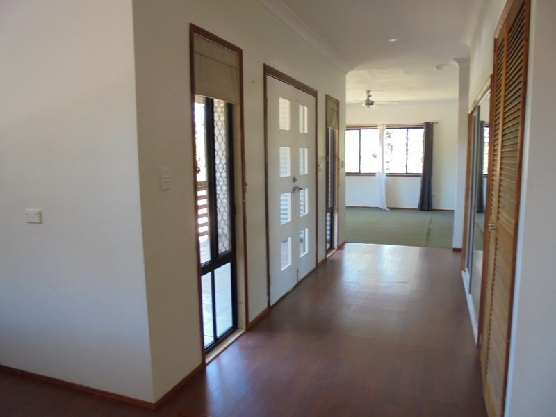 12 Harvey St, Russell Island QLD 4184