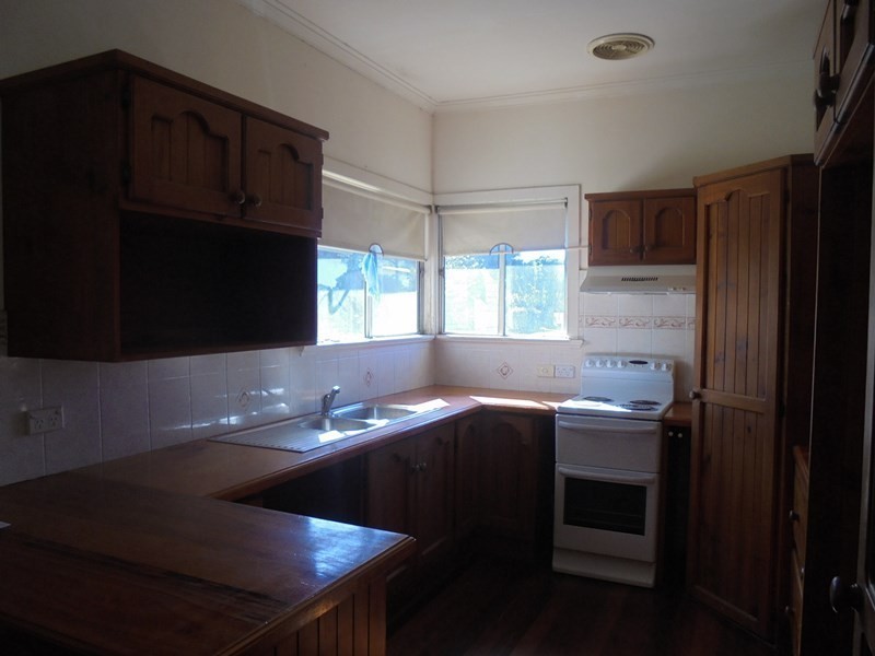 2 Highland St, Russell Island QLD 4184