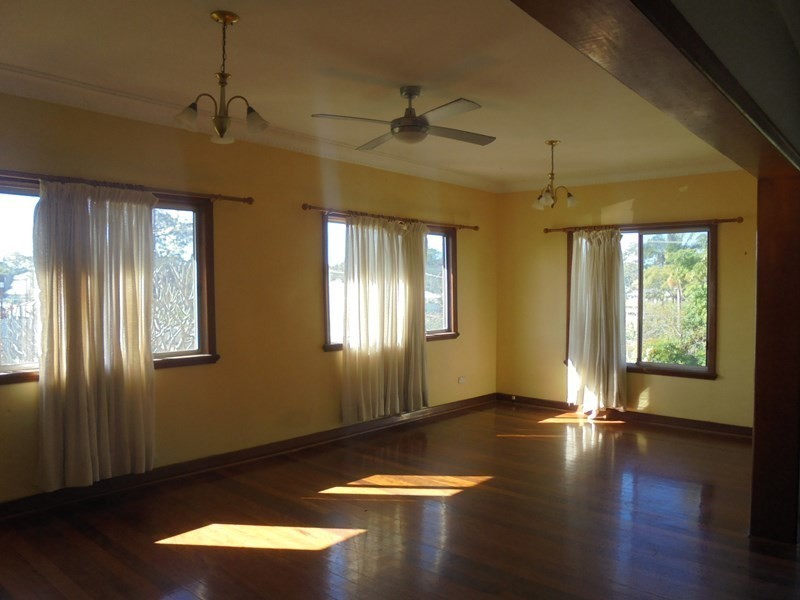 2 Highland St, Russell Island QLD 4184