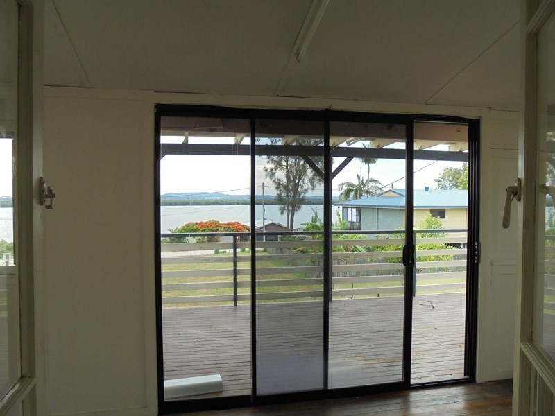33 Mark Rd, Russell Island QLD 4184