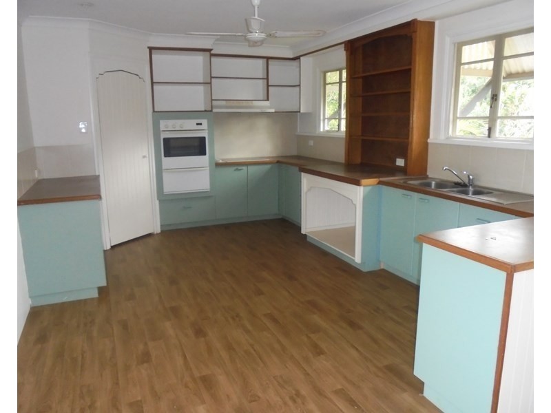 13 Naples Dr, Russell Island QLD 4184