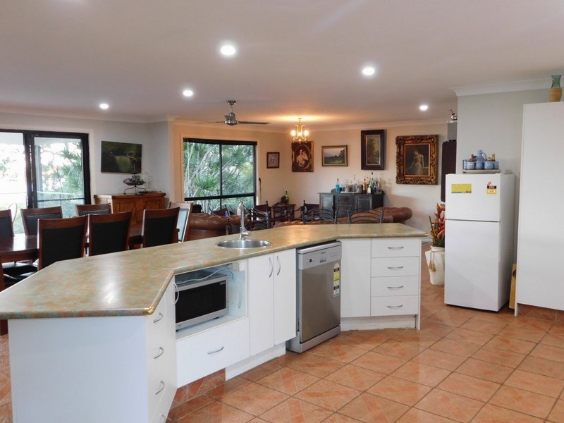 Russell Island QLD 4184