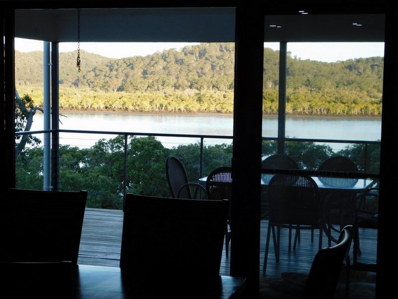 Russell Island QLD 4184