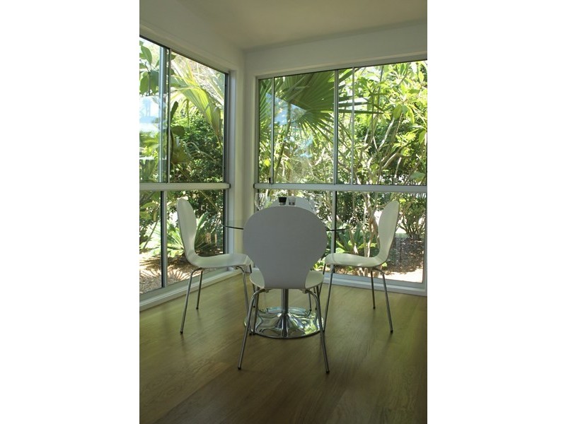1 Pia St, Russell Island QLD 4184