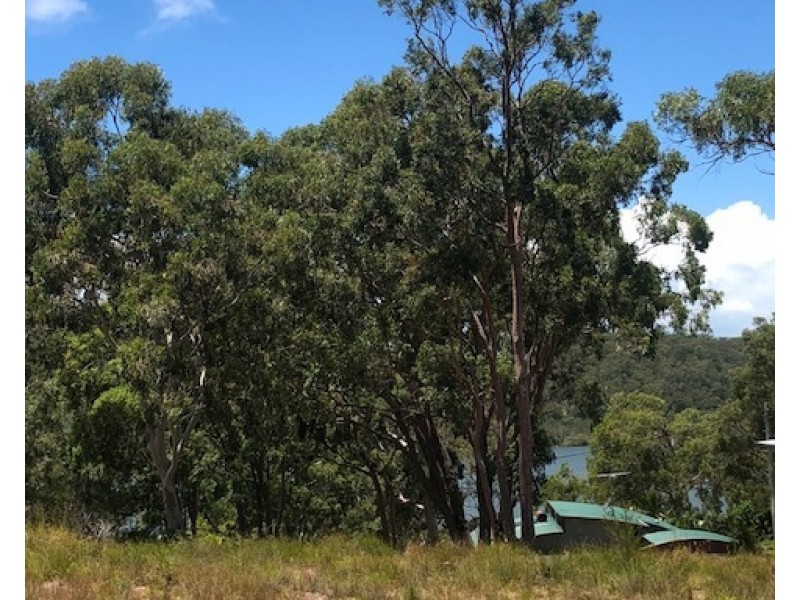 99 Highland Ridge Rd, Russell Island QLD 4184