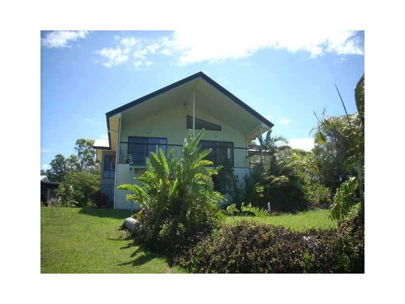 5 Venus Ct, Russell Island QLD 4184