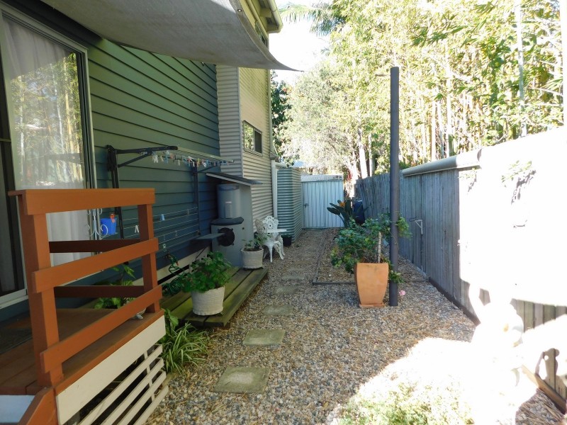 6 Panorama Ave, Russell Island QLD 4184