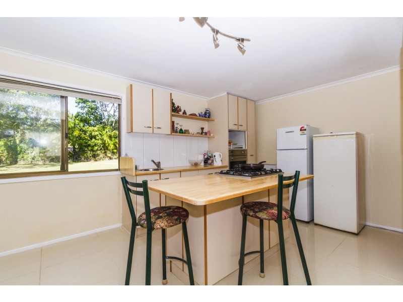 3 Alofi St, Russell Island QLD 4184