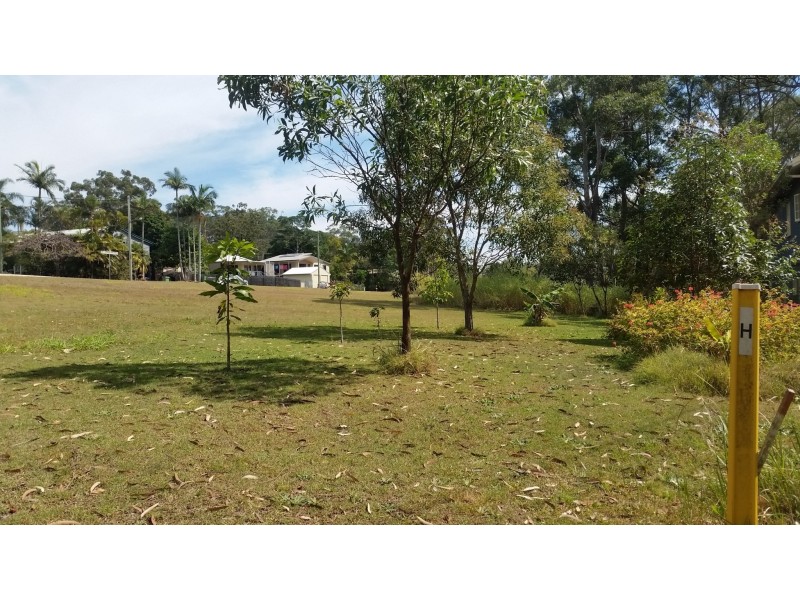7 Spring St, Russell Island QLD 4184