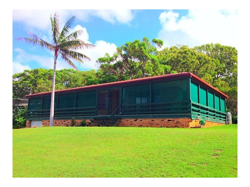 11-13 Orme Drive, Russell Island QLD 4184