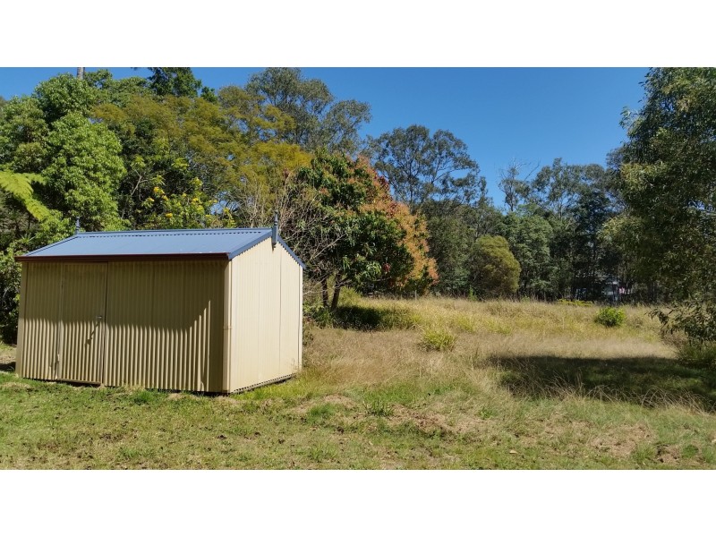 8 Pookanah Street, Russell Island QLD 4184