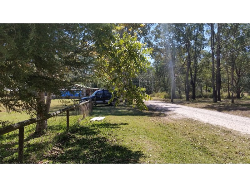 8 Pookanah Street, Russell Island QLD 4184