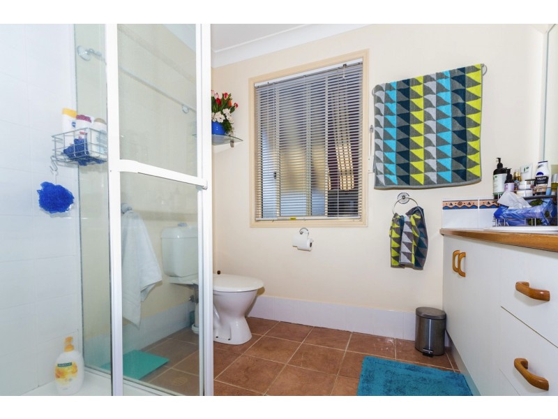14 Oasis Drive, Russell Island QLD 4184