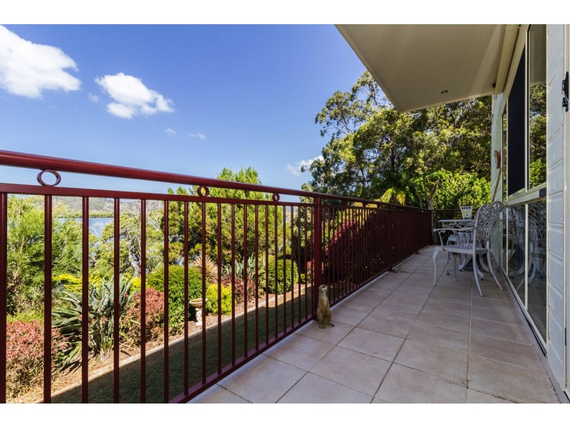 14 Oasis Drive, Russell Island QLD 4184