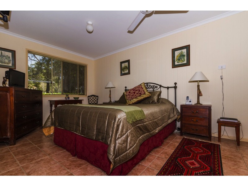 14 Oasis Drive, Russell Island QLD 4184