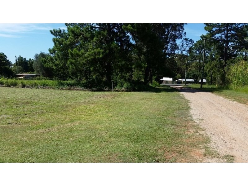 5 Sandra Street, Russell Island QLD 4184