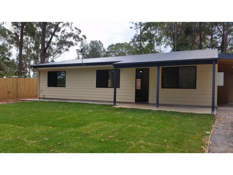 33 Dempsey Street, Russell Island QLD 4184