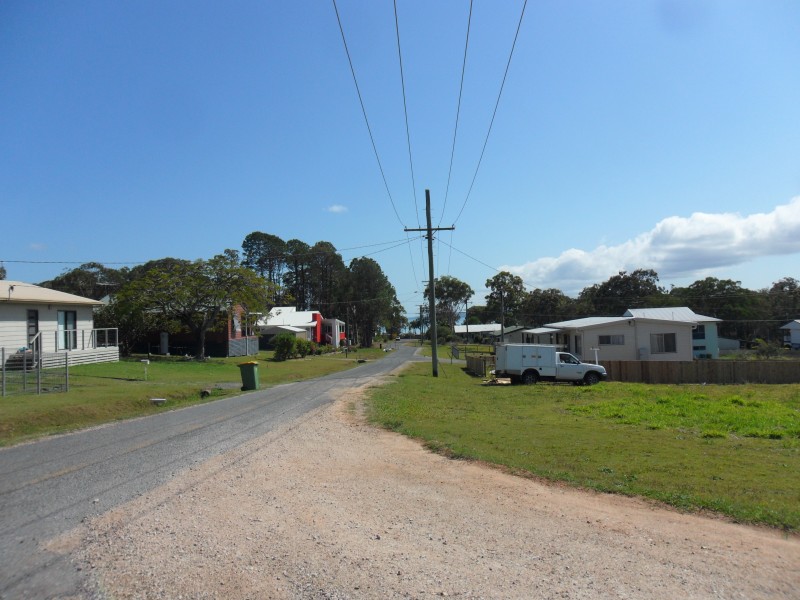 1 Richardson St, Russell Island QLD 4184