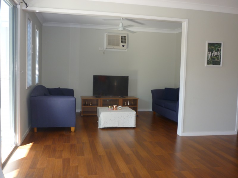 12 Yacht St, Russell Island QLD 4184