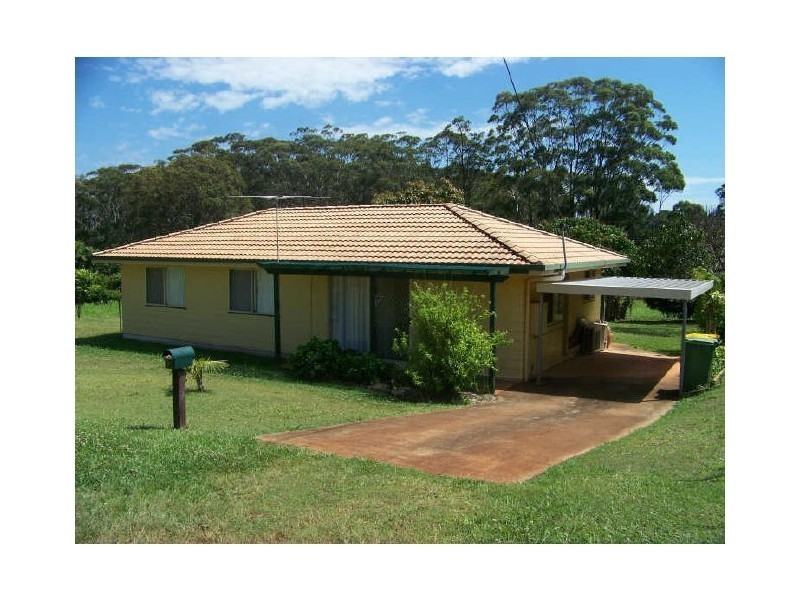 25 Laurel St, Russell Island QLD 4184