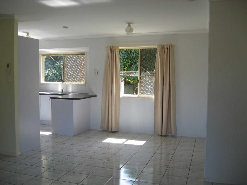 25 Laurel St, Russell Island QLD 4184