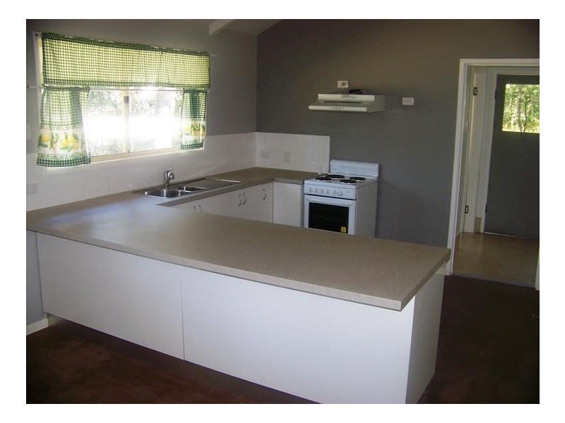 11 Ilumba St, Russell Island QLD 4184