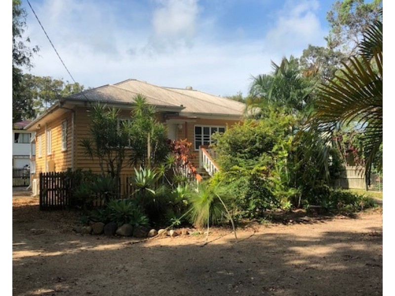 17 Sarmar St, Russell Island QLD 4184