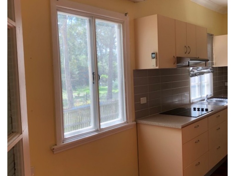 17 Sarmar St, Russell Island QLD 4184