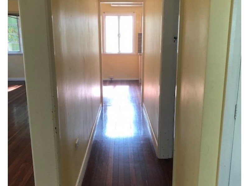 17 Sarmar St, Russell Island QLD 4184