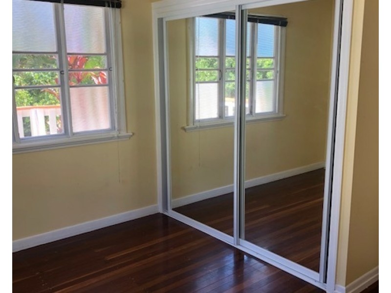 17 Sarmar St, Russell Island QLD 4184