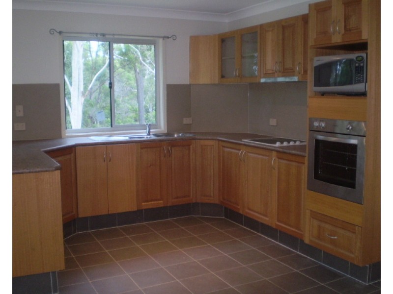 41 Villa Wood Rd, Russell Island QLD 4184