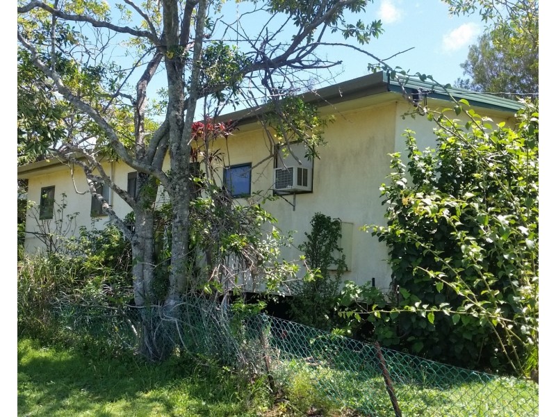 6 Pharlap St, Russell Island QLD 4184