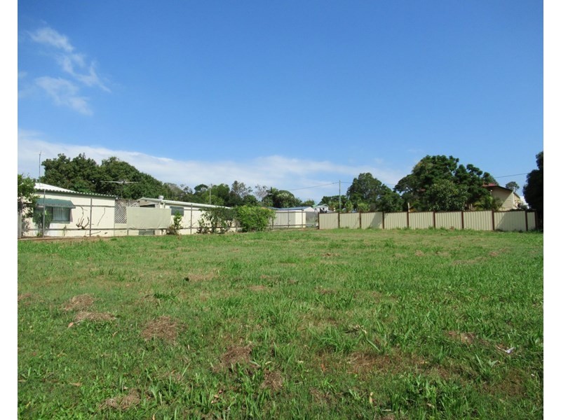 24 Kings Road, Russell Island QLD 4184