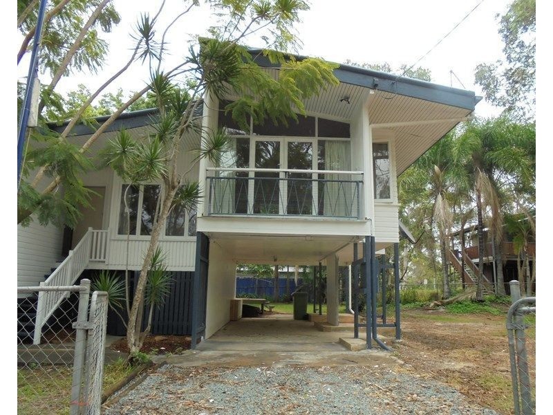 4 Pearl St, Russell Island QLD 4184