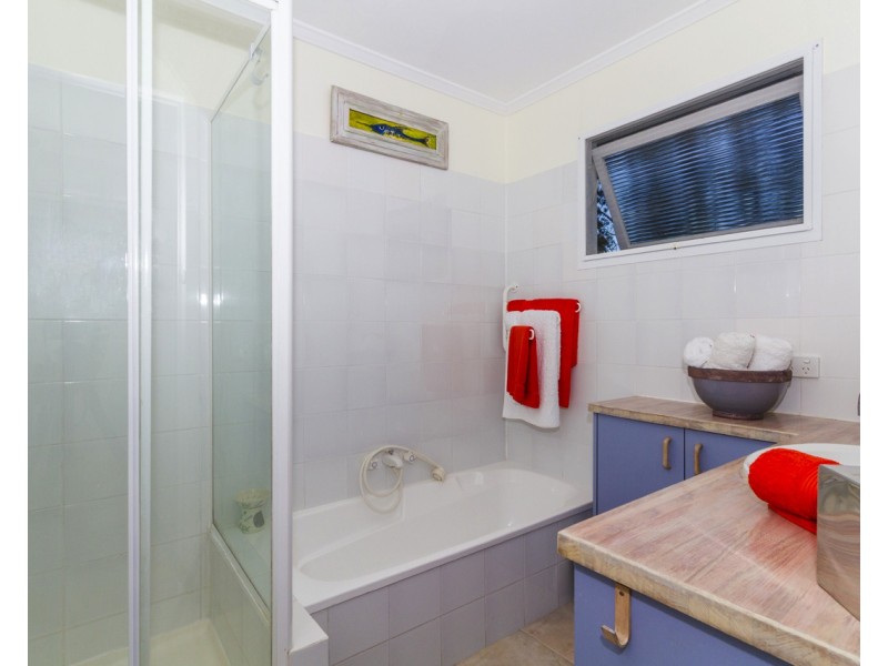 14 Virginia Pde, Russell Island QLD 4184