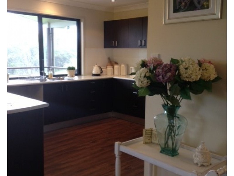 36 Tenanne St, Russell Island QLD 4184
