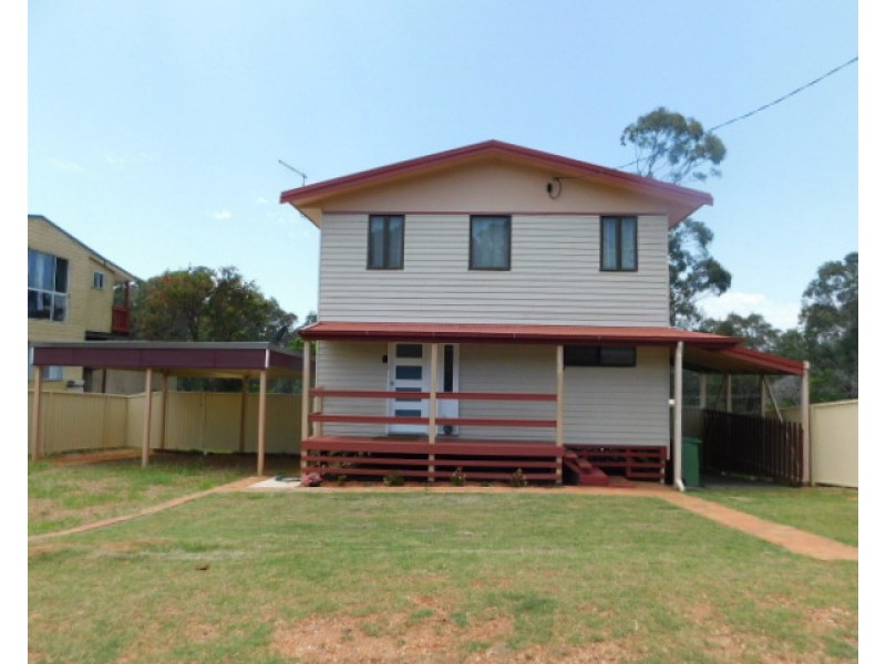 4 Crescent Dr, Russell Island QLD 4184
