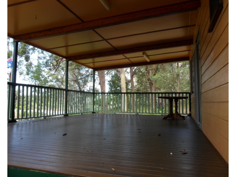 24 Barcelona Tce, Russell Island QLD 4184