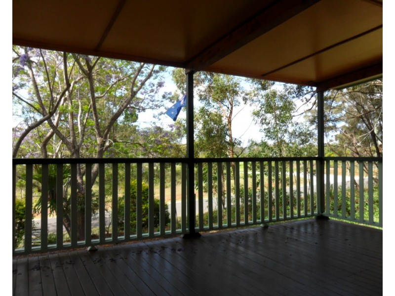 24 Barcelona Tce, Russell Island QLD 4184