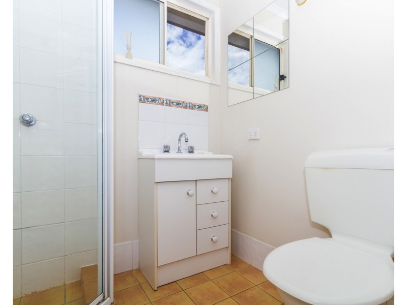 32 Patterson St, Russell Island QLD 4184