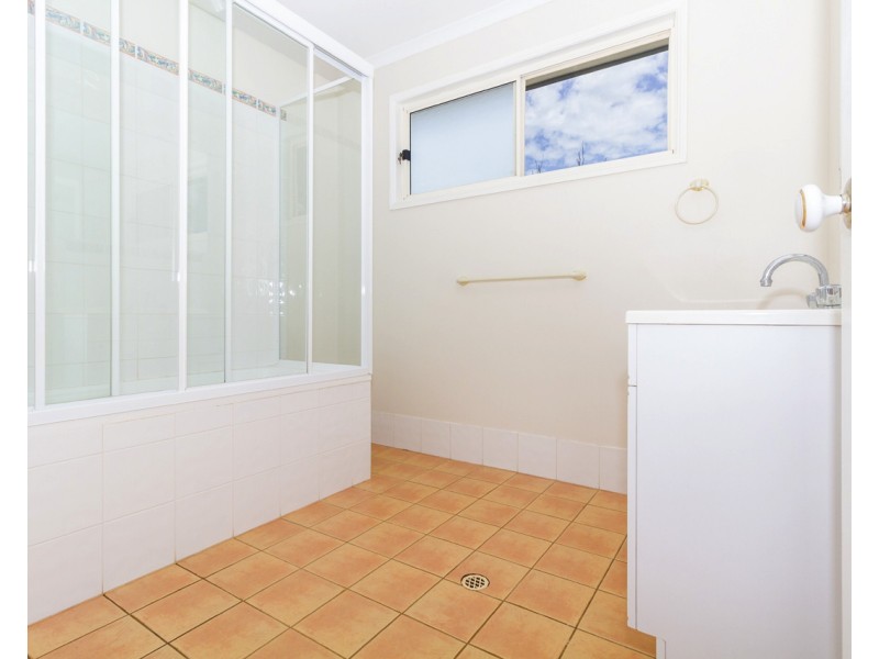 32 Patterson St, Russell Island QLD 4184