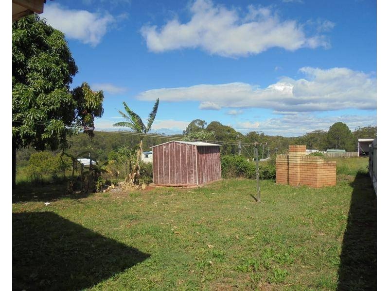 12 Pharlap St, Russell Island QLD 4184