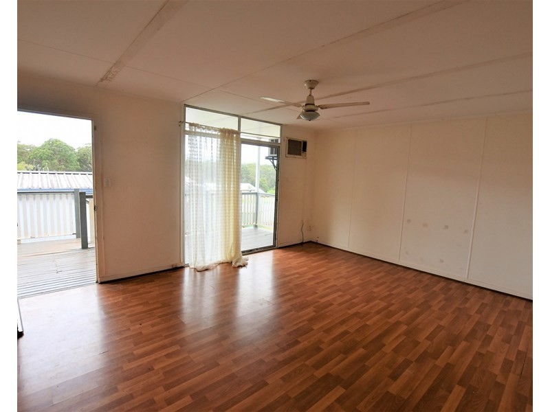 9 Pharlap St, Russell Island QLD 4184