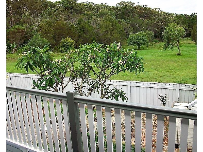 9 Pharlap St, Russell Island QLD 4184