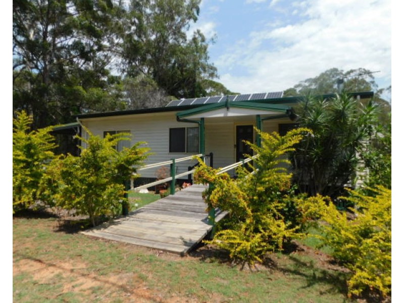 18 Dempsey St, Russell Island QLD 4184
