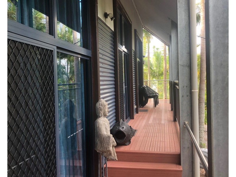 36 Kamar St, Russell Island QLD 4184