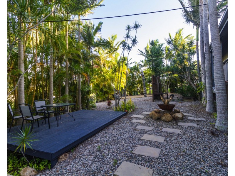 36 Kamar St, Russell Island QLD 4184