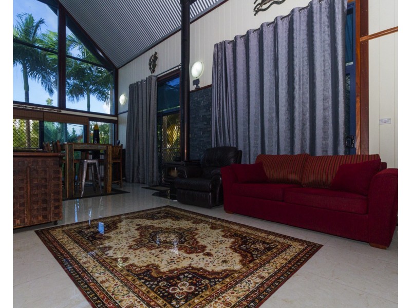 36 Kamar St, Russell Island QLD 4184